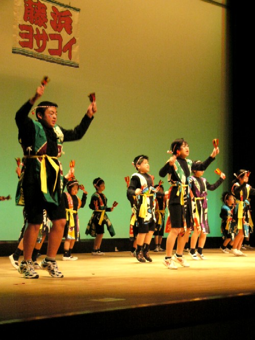 日ごろの練習の成果を披露