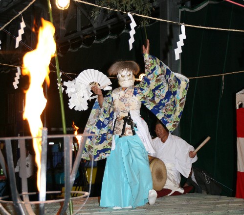 真夏の夜の幻想