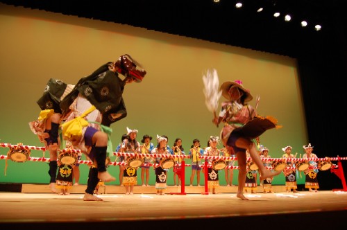 子どもたちの郷土芸能発表会 ２